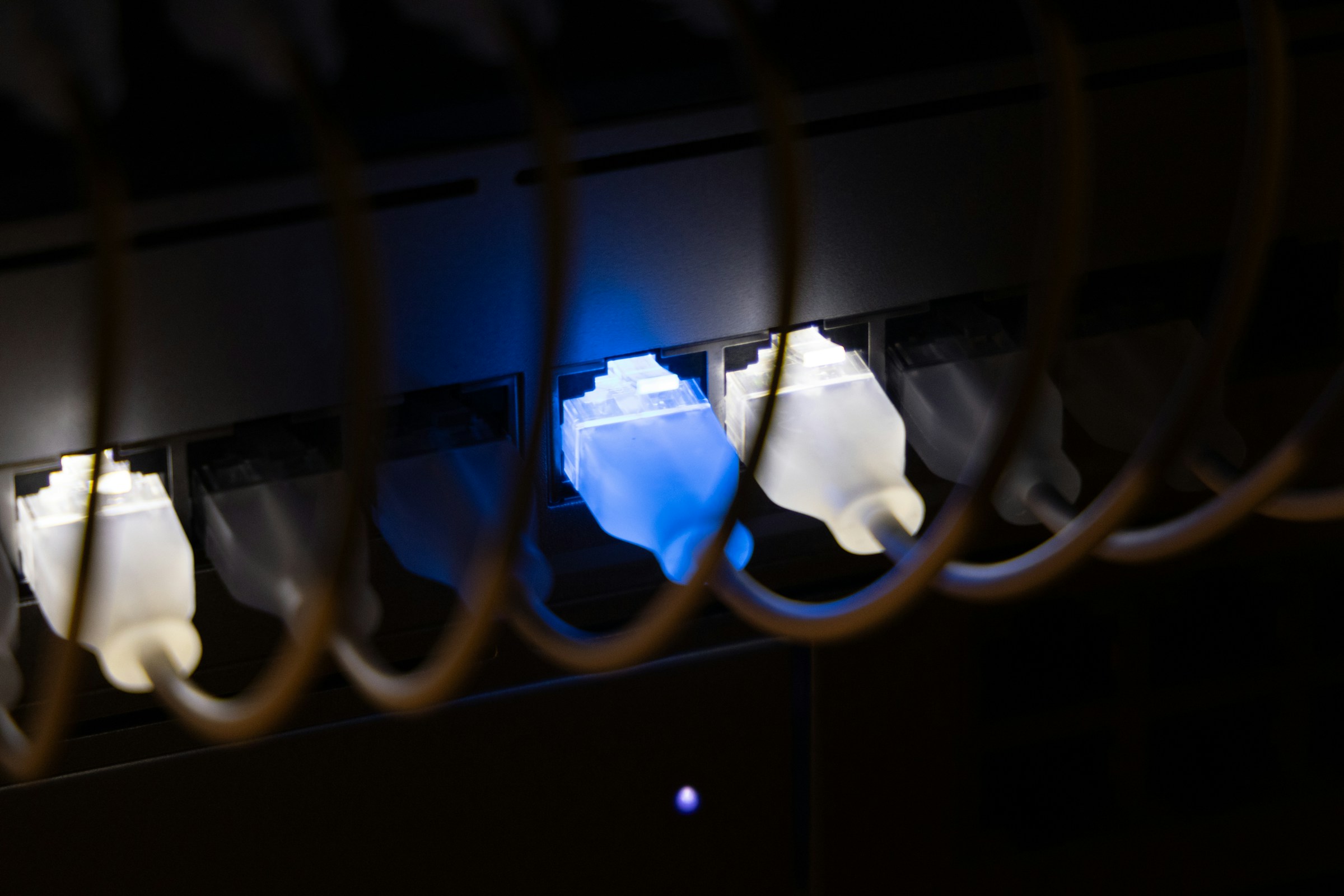 Featured image for “UniFi vs Araknis: Home Networking in Los Angeles”